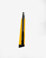 Cutter with 9mm Blade and Metal Chamber